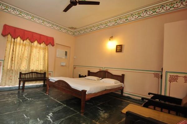 Sajjan Bagh Resort